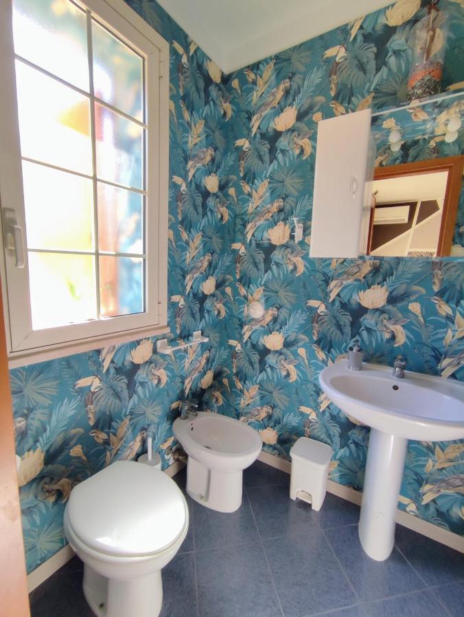 איסולה דלה פמינה Casa Vacanze Isolotto מראה חיצוני תמונה