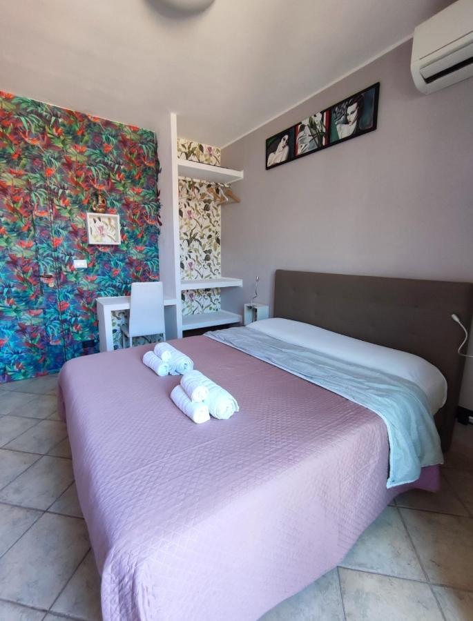 איסולה דלה פמינה Casa Vacanze Isolotto מראה חיצוני תמונה